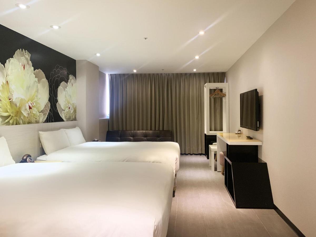 Wholesome Hotel Taipei Esterno foto