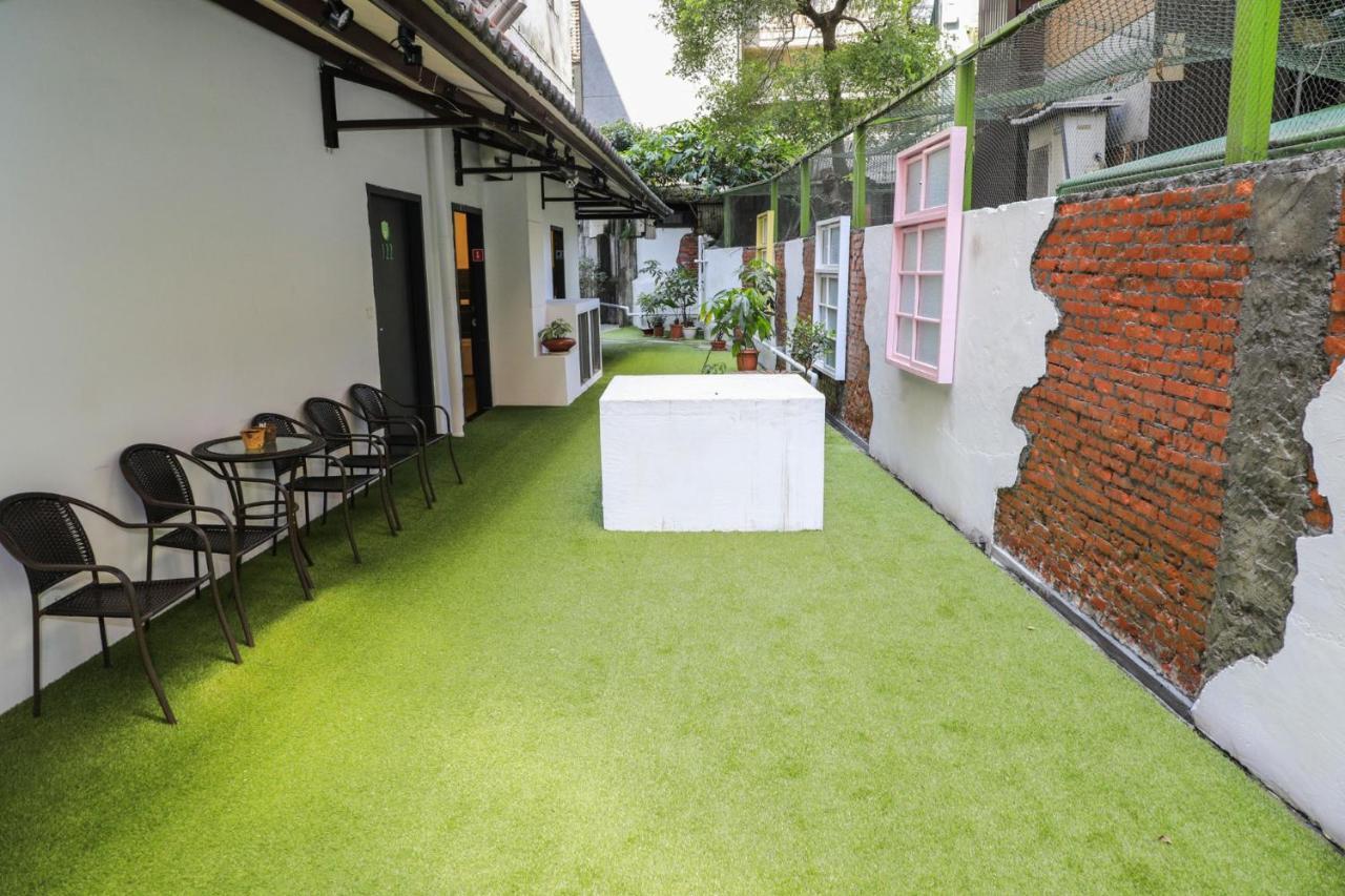 Wholesome Hotel Taipei Esterno foto