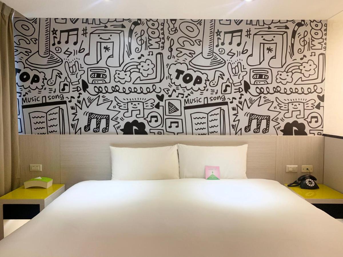 Wholesome Hotel Taipei Esterno foto