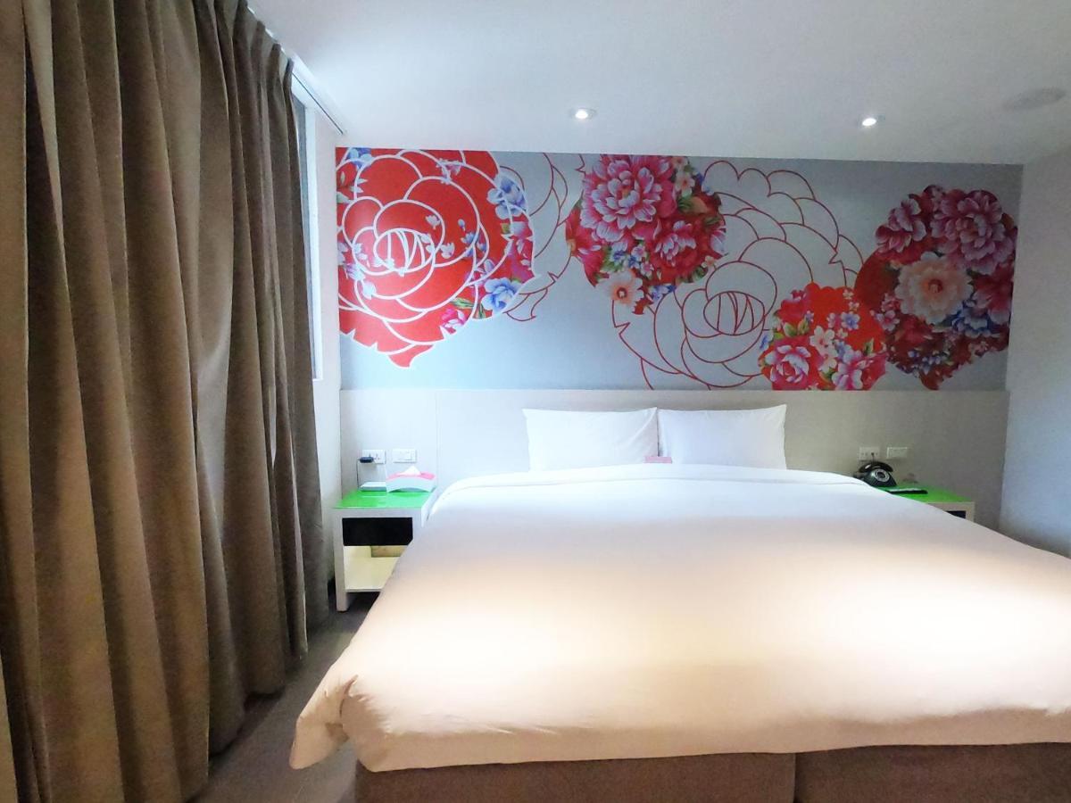 Wholesome Hotel Taipei Esterno foto