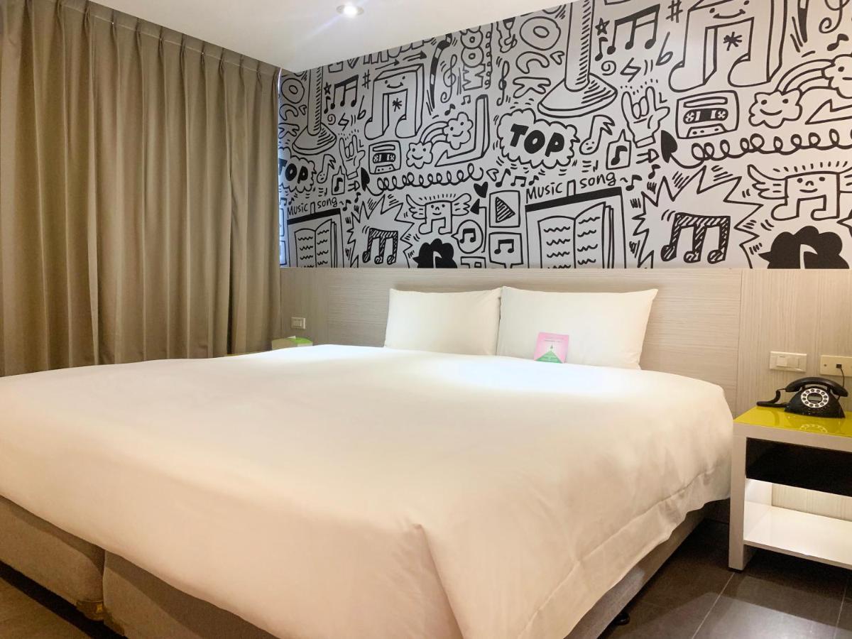 Wholesome Hotel Taipei Esterno foto